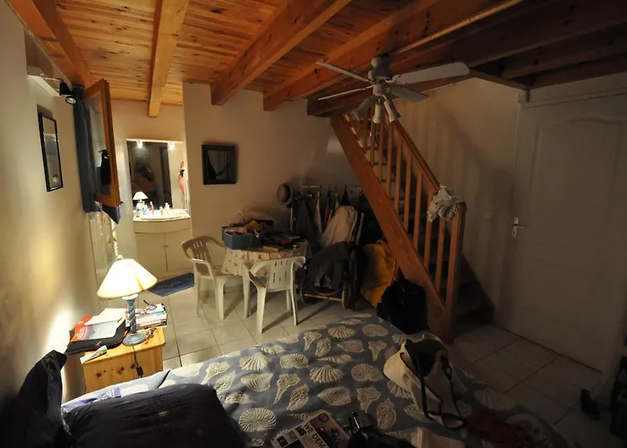 Hotes Carpe Diem Santa-Maria-Poggio (Corsica)